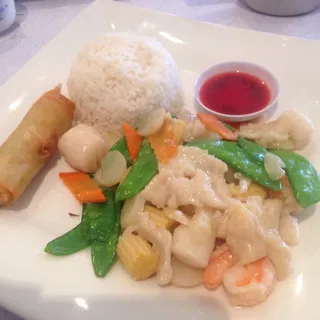 Dong Ting Triple Delight Lunch Special