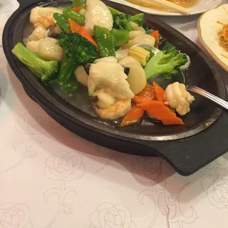 Sizzling Seafood Plate