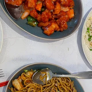 Pork, Chicken, or Beef Chow Mein