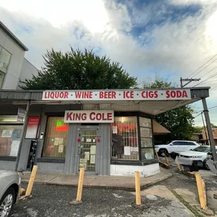 Beautiful evening at King Coke Liquor!