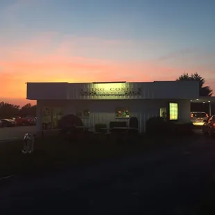 Sunset over King Cone.