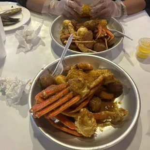 #1- 1lb 1) Snow Crab Legs and Shrimp lemon pepper medium spice