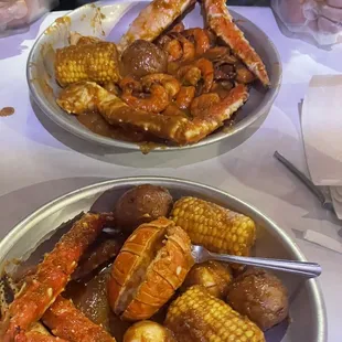 King crab legs, shrimp, lobster trail (lemon pepper and Cajun- hot )