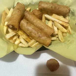 Egg roll basket very good!! Everything can hot and fresh