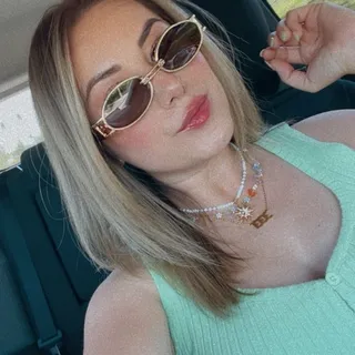 Manda M.
