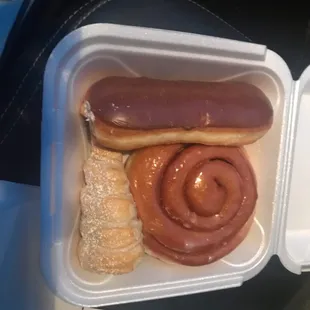 Cream Horn, Cinnamon Roll, Cream-filled Long John