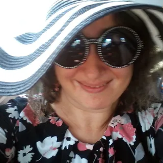 Elizabeth G.