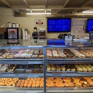 donuts, interior