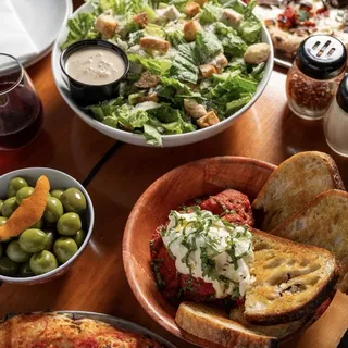 Chicken Caesar Salad - Large