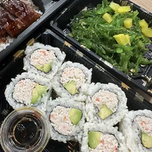 sushi and sashimi, interior