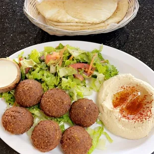 Falafel plate (delicious)