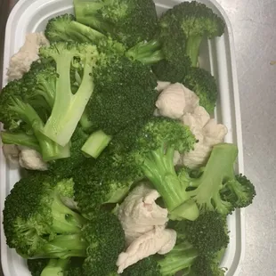 Steamed chicken broccoli