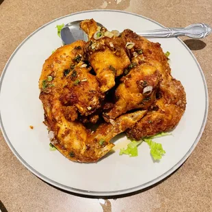 Crispy Chicken Wings with Garlic and French Butter. Delicious