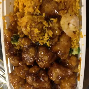 M19. General Tso's Chicken Combo