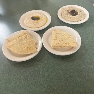 Hummus and baba !!!!