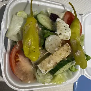 Salad that comes with the gyro dinner!