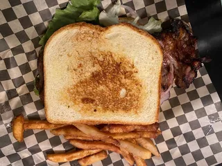 Winn’s Bar & Grill