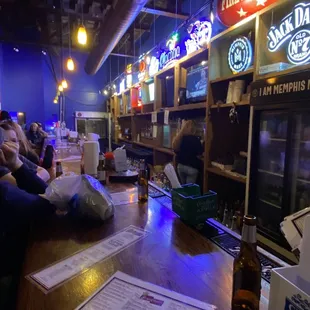 sushi and sashimi, interior