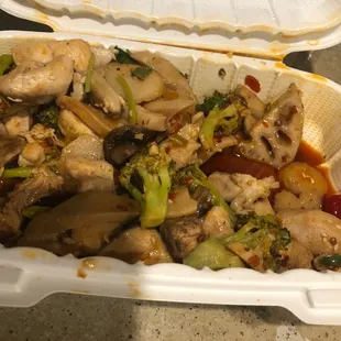 Flaming Spicy Chicken looks absolutely nothing like the picture, tastes of stale oil.