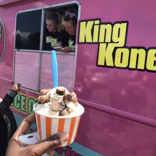 1 Aug. 2019 -- FREE Salty Caramel Truffle and Vanilla Moose Tracks Ice Cream (moose tracks taste like brownies). Buckeyes on top