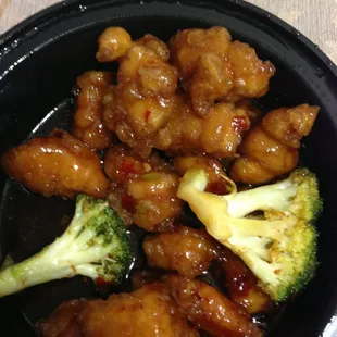 GENERAL TSAO'S CHICKEN WITH WHITE MEAT.  I ate half of this before taking picture.