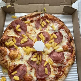 Medium two topping 12" pizza with pineapple and ham
