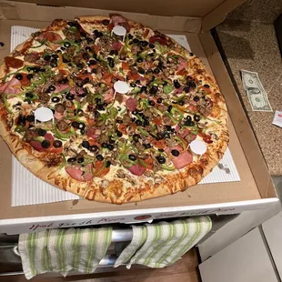 Combination King Kong size, dollar bill for sizing perspective