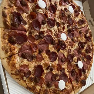 All Meat Lovers Pizza (King Kong).