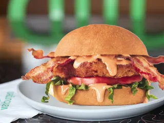 Wahlburgers @ Hy-Vee