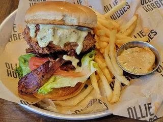 Ollie & Hobbes Craft Kitchen