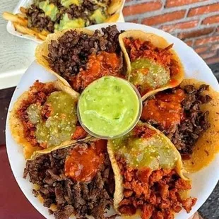 Mini tacos Papa Frita