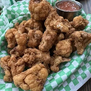 Cauliflower wings with honey habañero