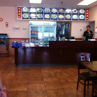 the inside of a fast food restaurant
