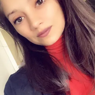 Nikki B.