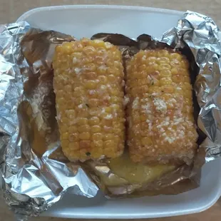 Delicious Garlic Parmesan corn on the cob ...with melting butter