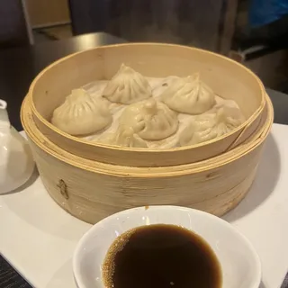 G6. Xiao Long Bun (6)