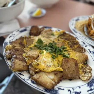 Rice Fried Flour Cake with Egg