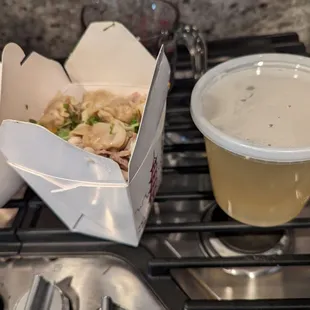 Wonton noodle soup to go