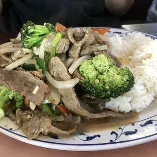 70. Beef Broccoli with Rice
