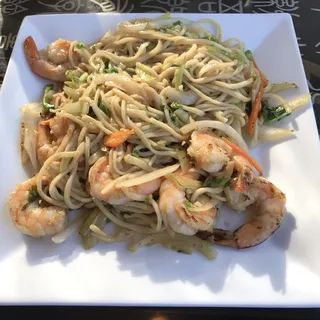 32. Shrimp Chow Mein