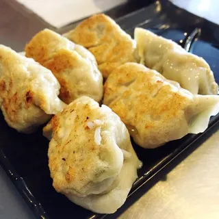 Chives & Pork Dumplings - 6-pcs