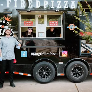 ramen and noodles, outside