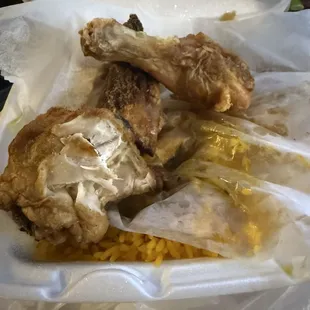 I ordered pork chops and rice. I received unseasoned chicken parts that were unrecognizable. Disgusting and unprofessional