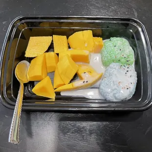 Sweet Sticky Rice with Mango