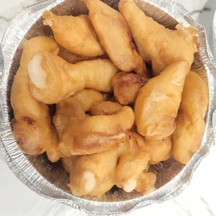 Honey garlic chicken, sauce on the side