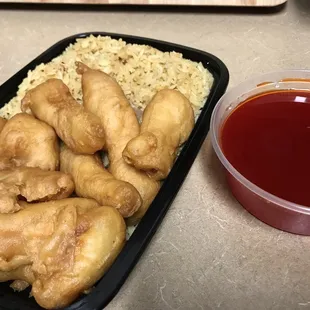 Sweet and Sour chicken combo (comes with an egg roll -not pictured)