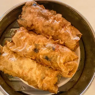 Steamed oyster rolls