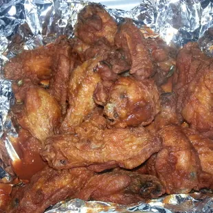 20 hot wings.  These wings are big to huge.