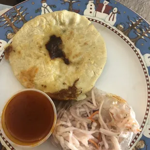 $2.50 pupusa
