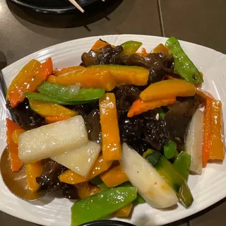 Stir-Fried Pumpkin, Chinese Yam & Black Fungus